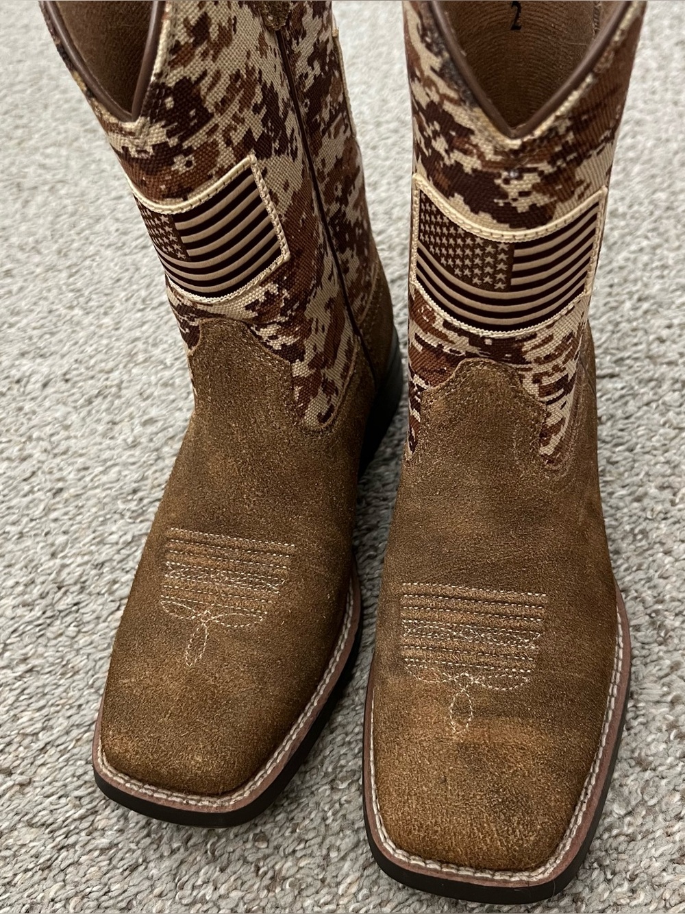Ariat Patriotic Brown Suede Cowboy Boots with Camo Shaft & Flag Patch Size 2